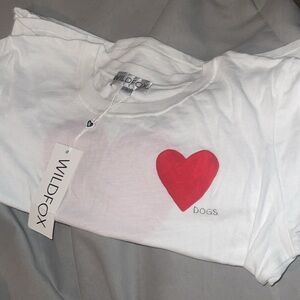 ❤️ Rare NWT WILDFOX White Short Sleeve TShirt with heart